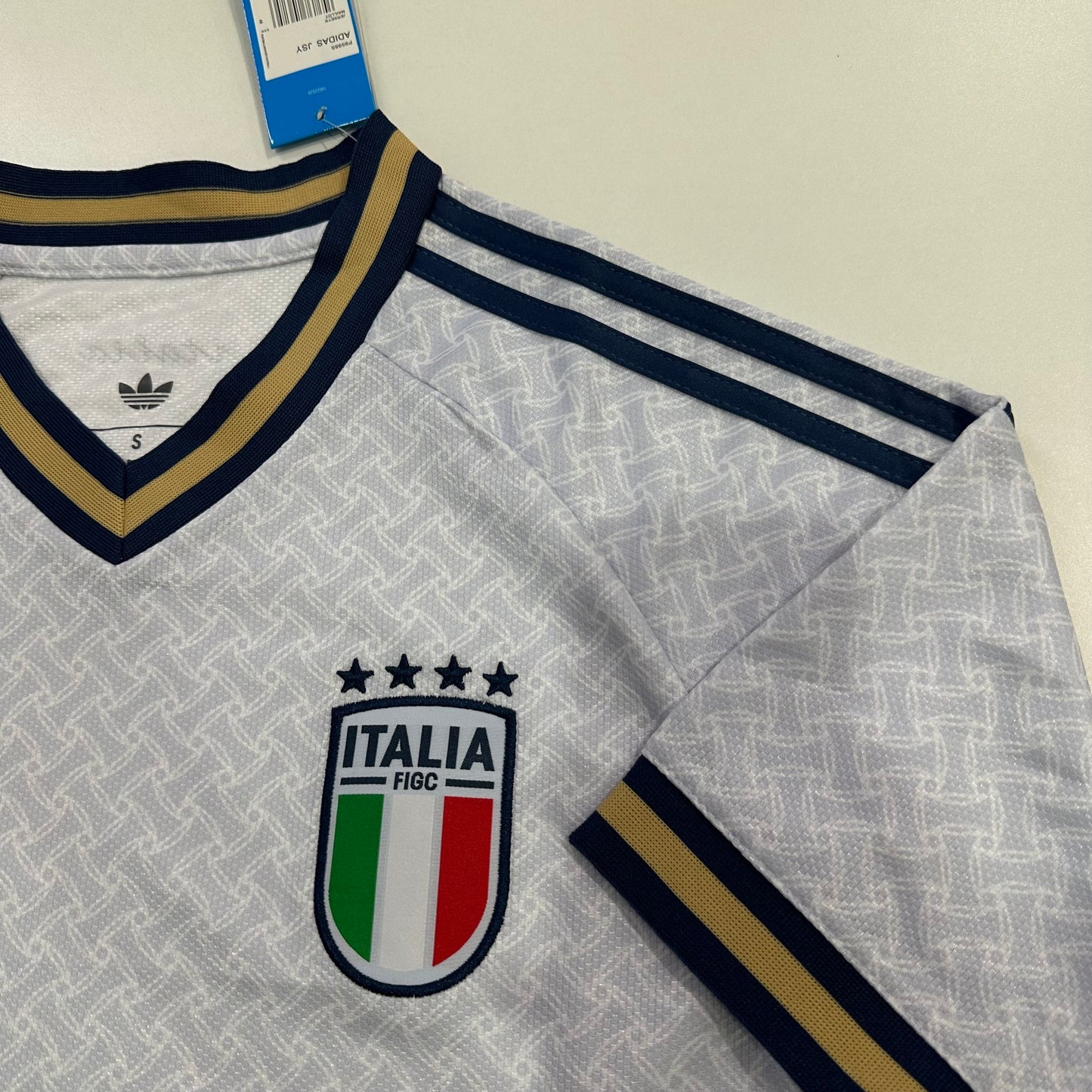 Italy Retro White Jersey – Classic Four-Star Edition