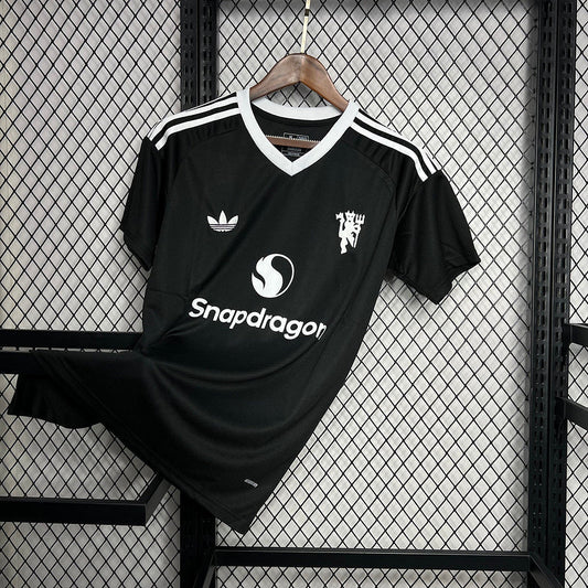 Manchester United x Snapdragon 2024/25 Third Jersey – Blackout Edition
