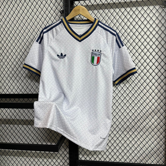 Italy Retro White Jersey – Classic Four-Star Edition