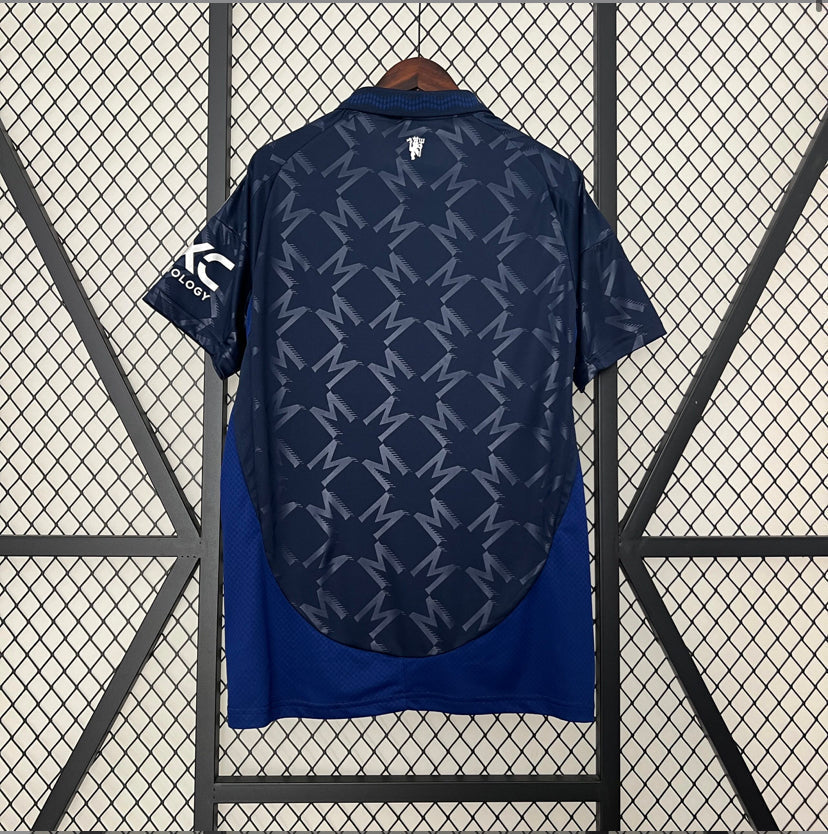 Manchester United 2024/25 Training Jersey – Navy Lightning Edition